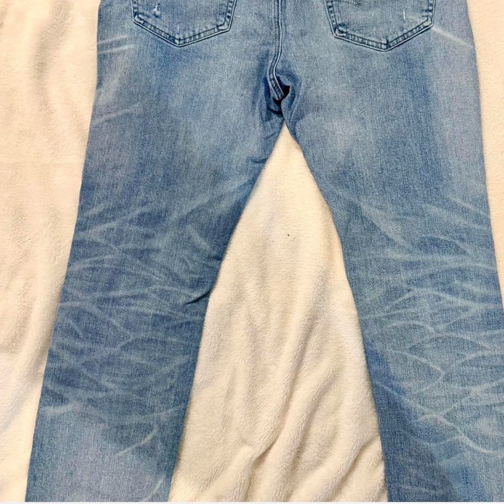 American Eagle Outfitters Light Blue Distressed Skinny Jeans Men’s size: 36 x 34 - Picture 4 of 4